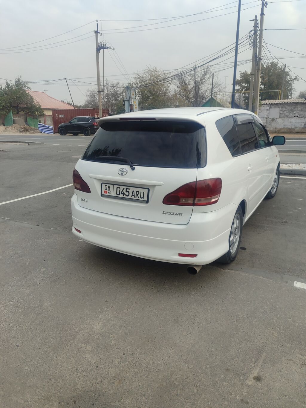 Toyota Ipsum: 2001 г., 2.4 л, Автомат, Газ-бензин (ГБО), Минивэн: фото 2