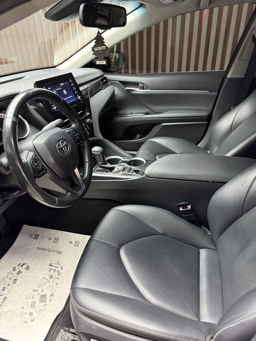 Toyota Camry: 2021 г., 2.5 л, Вариатор, Гибрид, Седан: фото 7