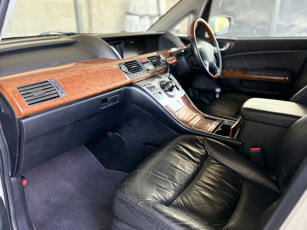 Honda Elysion: 2006 г., 3 л, Автомат, Бензин, Минивэн: фото 8
