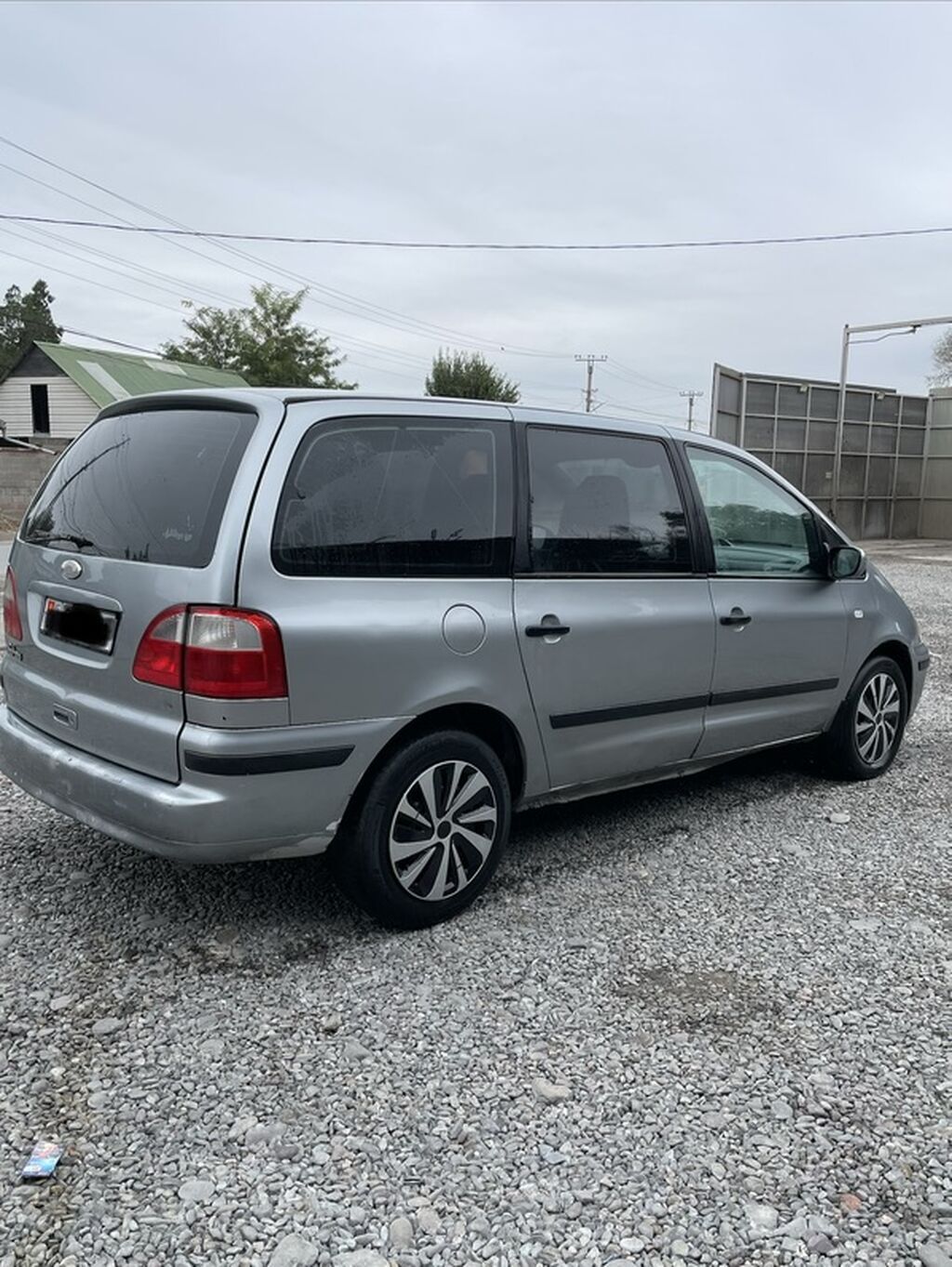 Ford Galaxy: 2002 г., 2 л, Механика, Бензин, Минивэн: фото 3