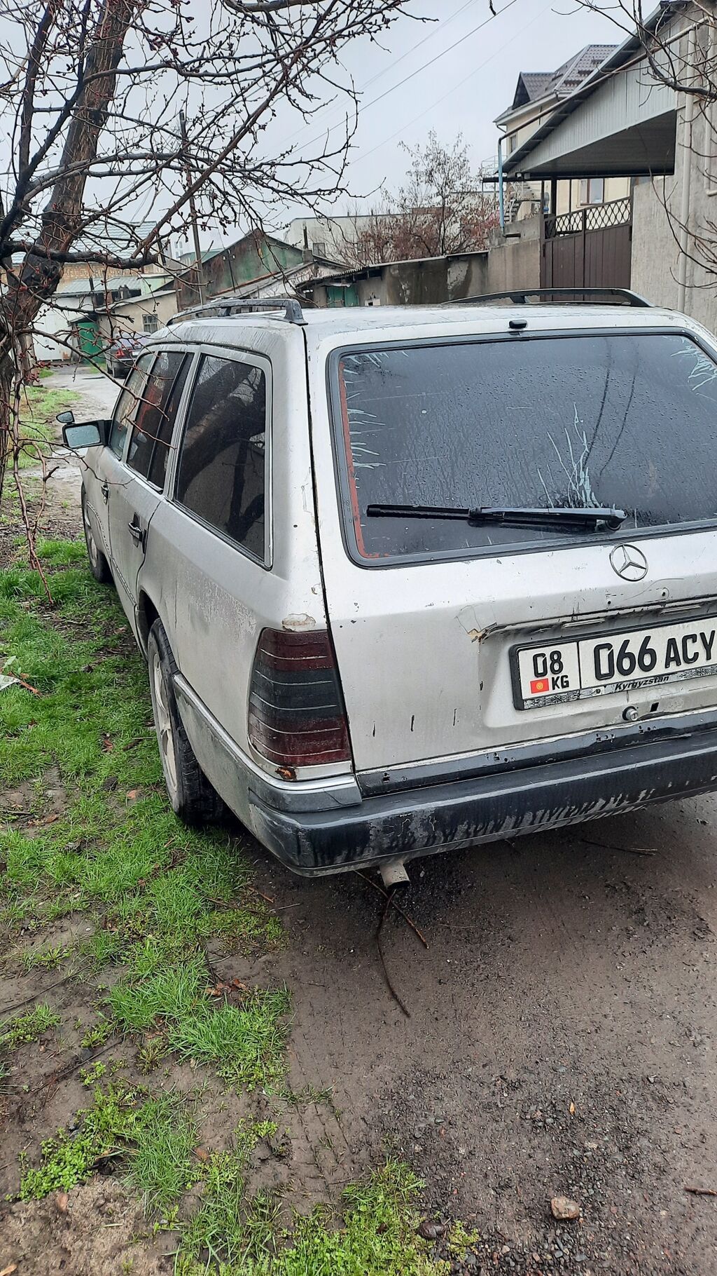 Mercedes-Benz W124