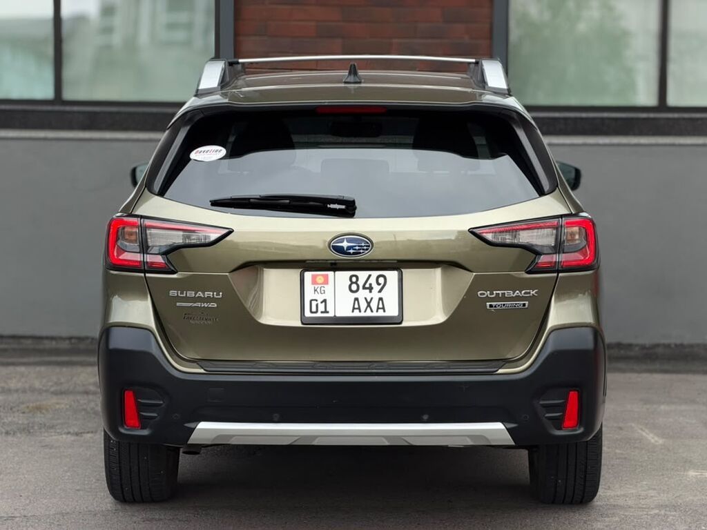 Subaru Outback: 2020 г., 2.5 л, Вариатор, Бензин, Универсал: фото 2