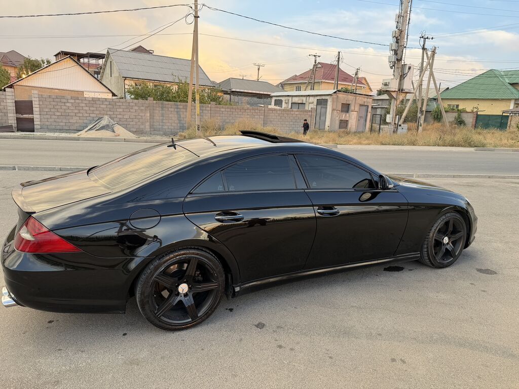 Mercedes-Benz CLS-Class: 2005 г., 5.5 л, Бензин: фото 4