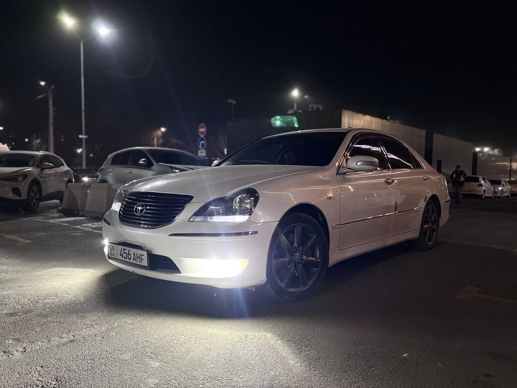 Toyota Majesta: 2005 г., Седан: фото 4