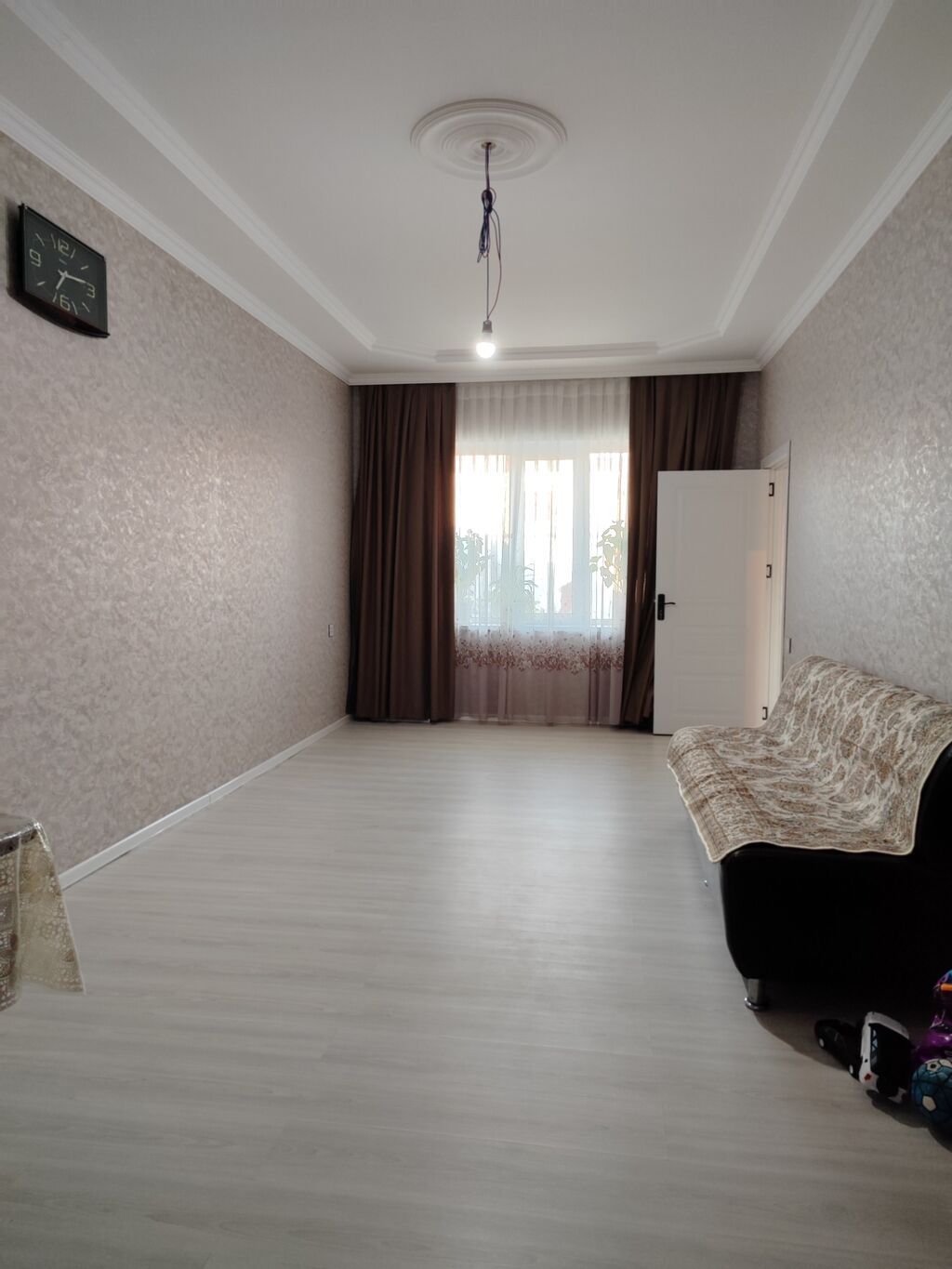 4 otaqlı, 109 kv. m, Yeni təmirli