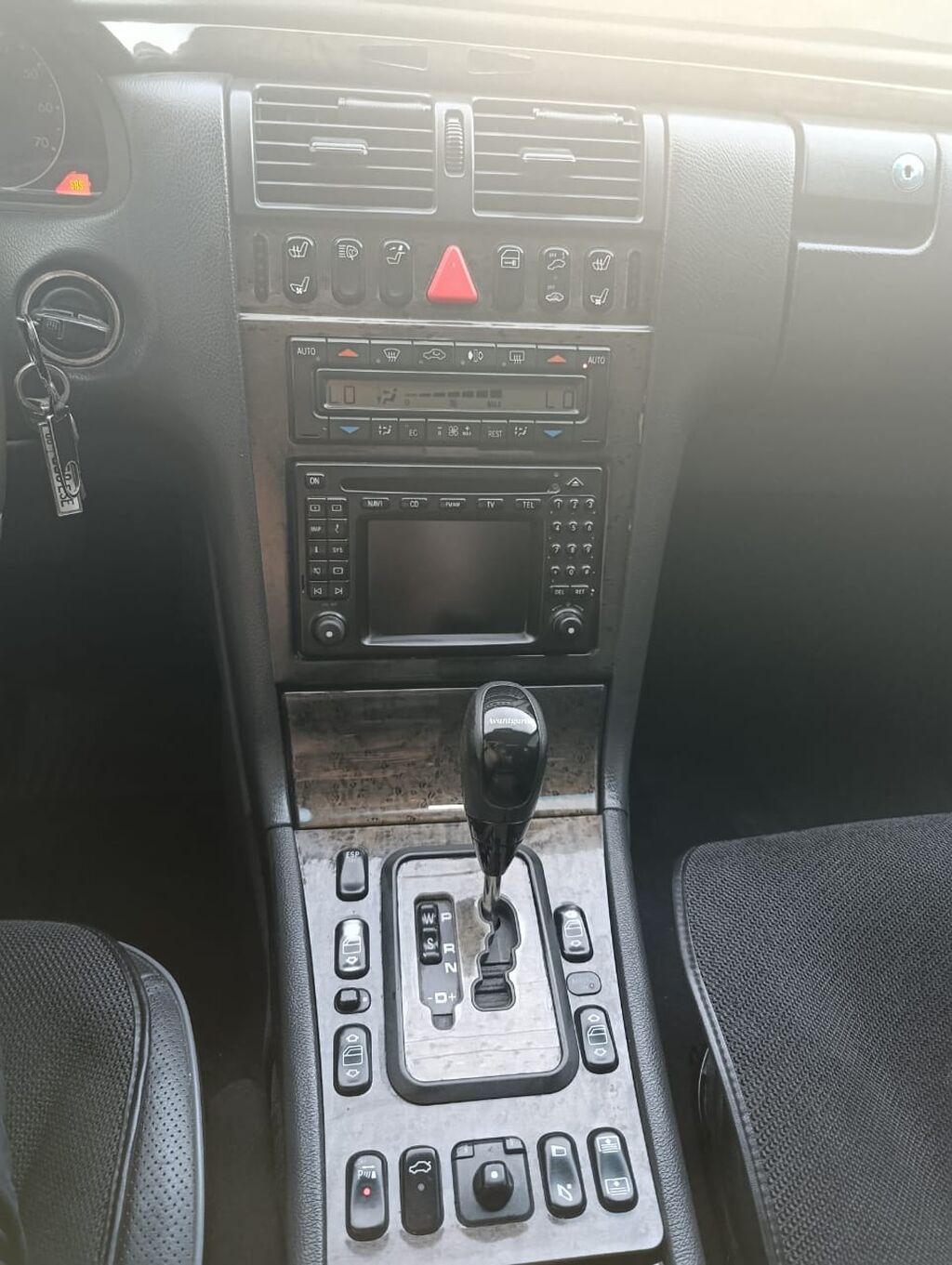 Mercedes-Benz E-Class: 2001 г., 4.3 л, Автомат, Бензин, Седан: фото 3