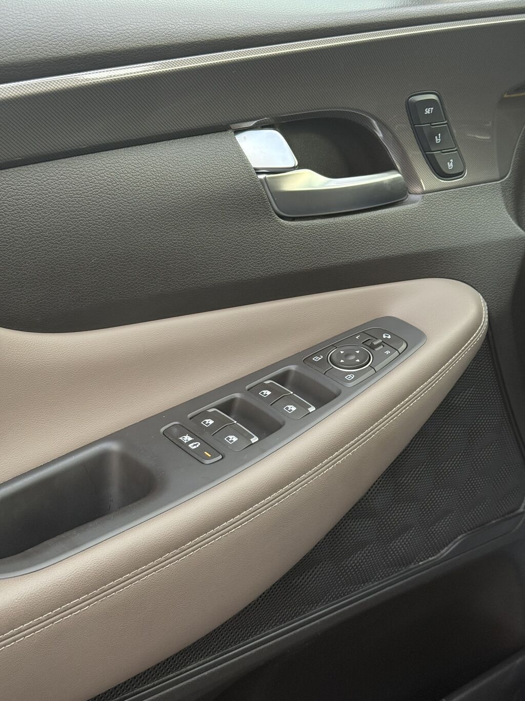 Hyundai Santa Fe: 2020 г., 2 л, Автомат, Бензин, Кроссовер: фото 7