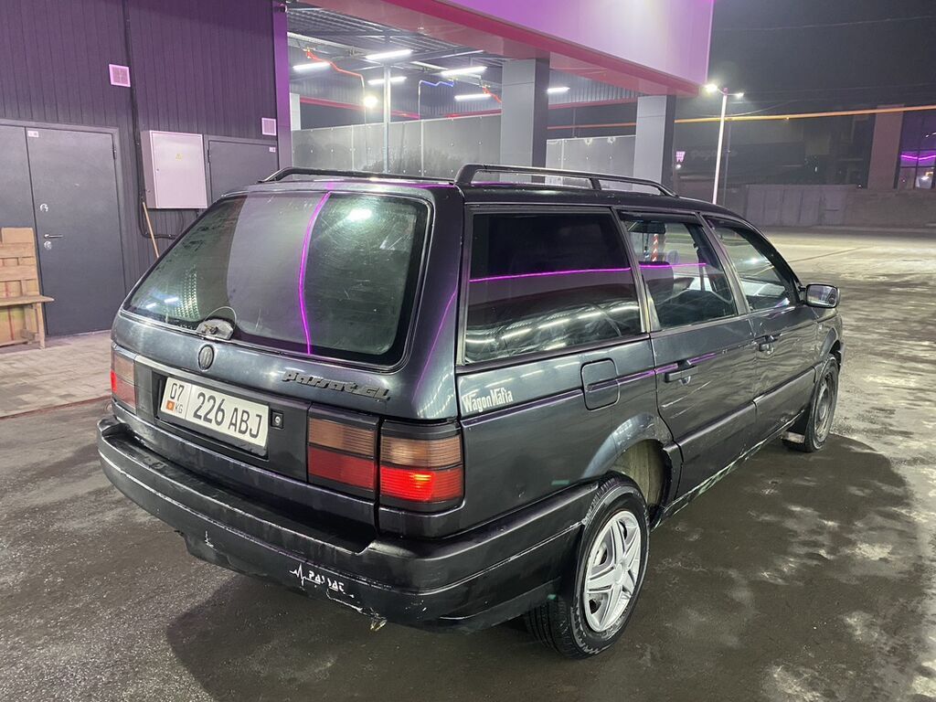 Volkswagen Passat Variant: 1991 г., 1.8 л, Механика, Бензин, Универсал: фото 5