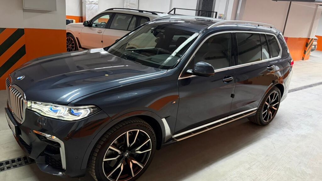 BMW X7: 2021 г., Автомат, Бензин, Внедорожник: фото 2