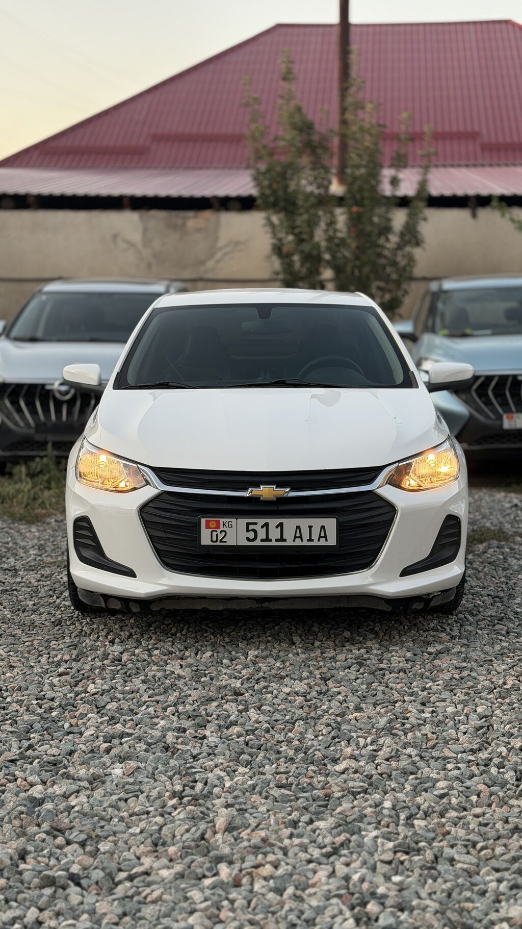 Chevrolet Onix: 2020 г., 1 л, Автомат, Бензин, Седан: фото 2