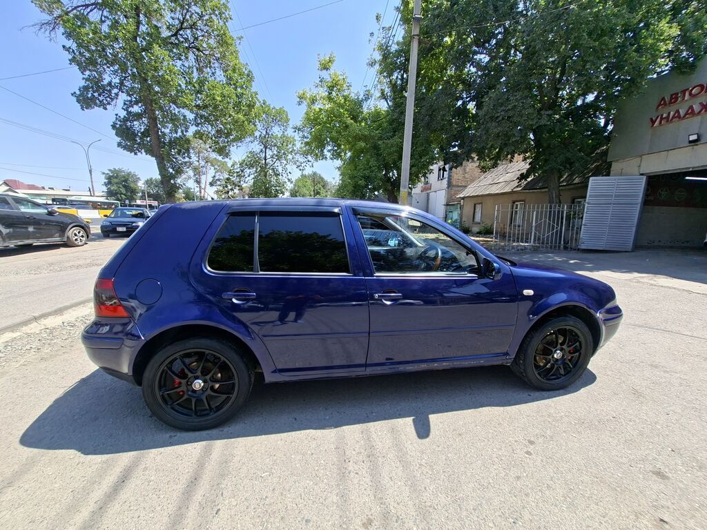 Volkswagen Golf: 2002 г., 2 л, Автомат, Бензин, Хэтчбэк: фото 3