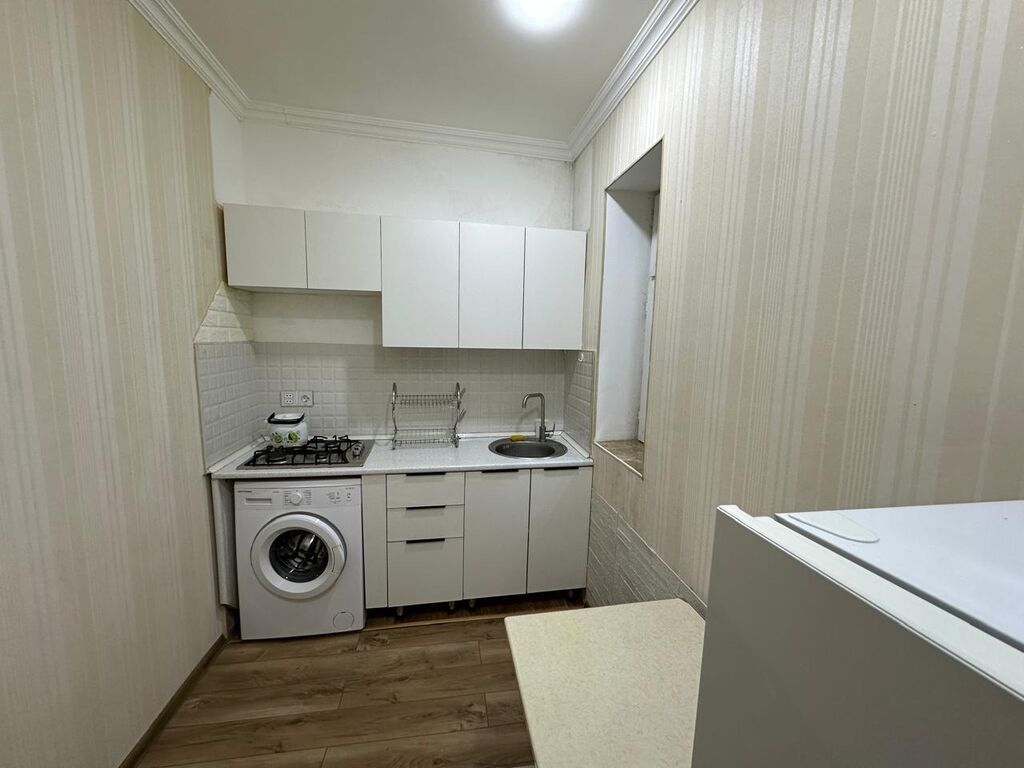 Qaraçuxur qəs. 2 otaqlı, 49 kv. m, Kredit yoxdur, Yeni təmirli