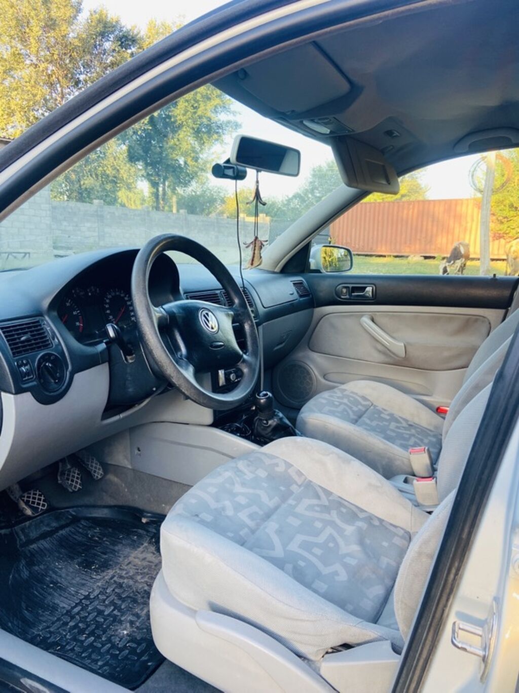 Volkswagen Golf: 2000 г., Хэтчбэк: фото 8