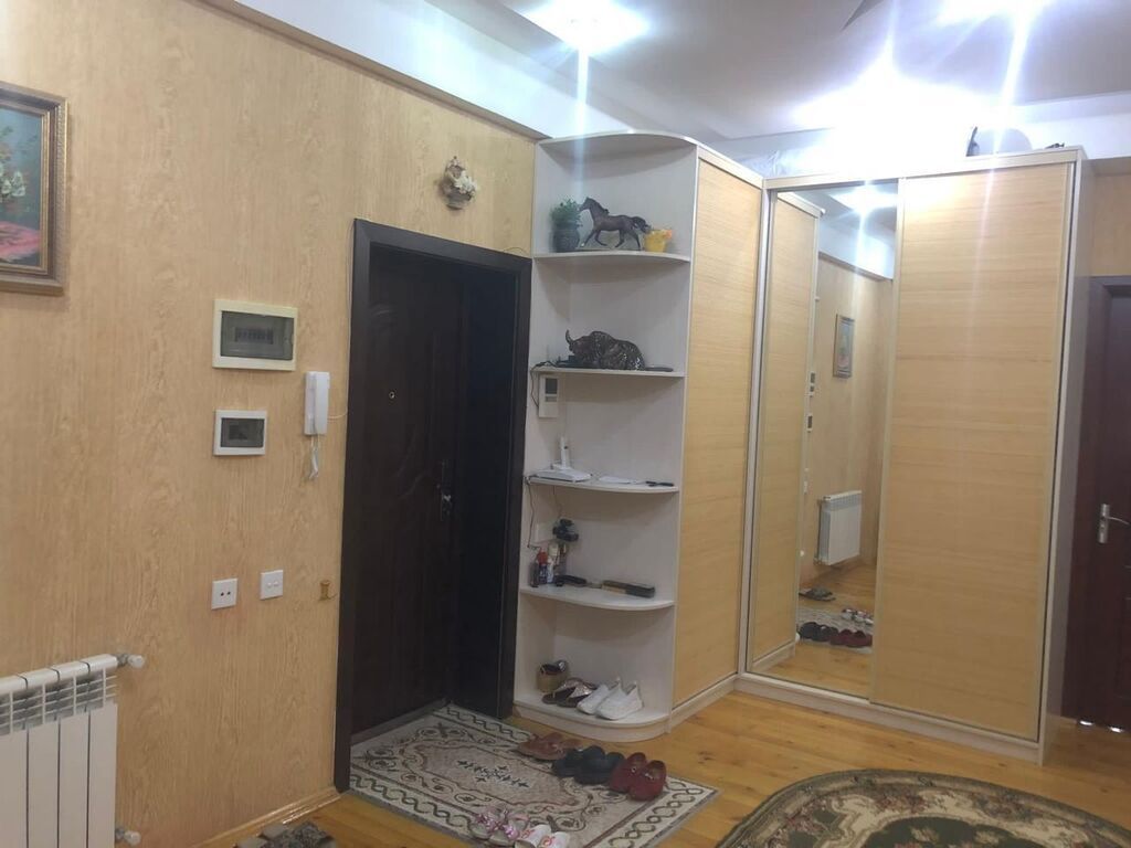 4 otaqlı, Yeni tikili, 99 kv. m