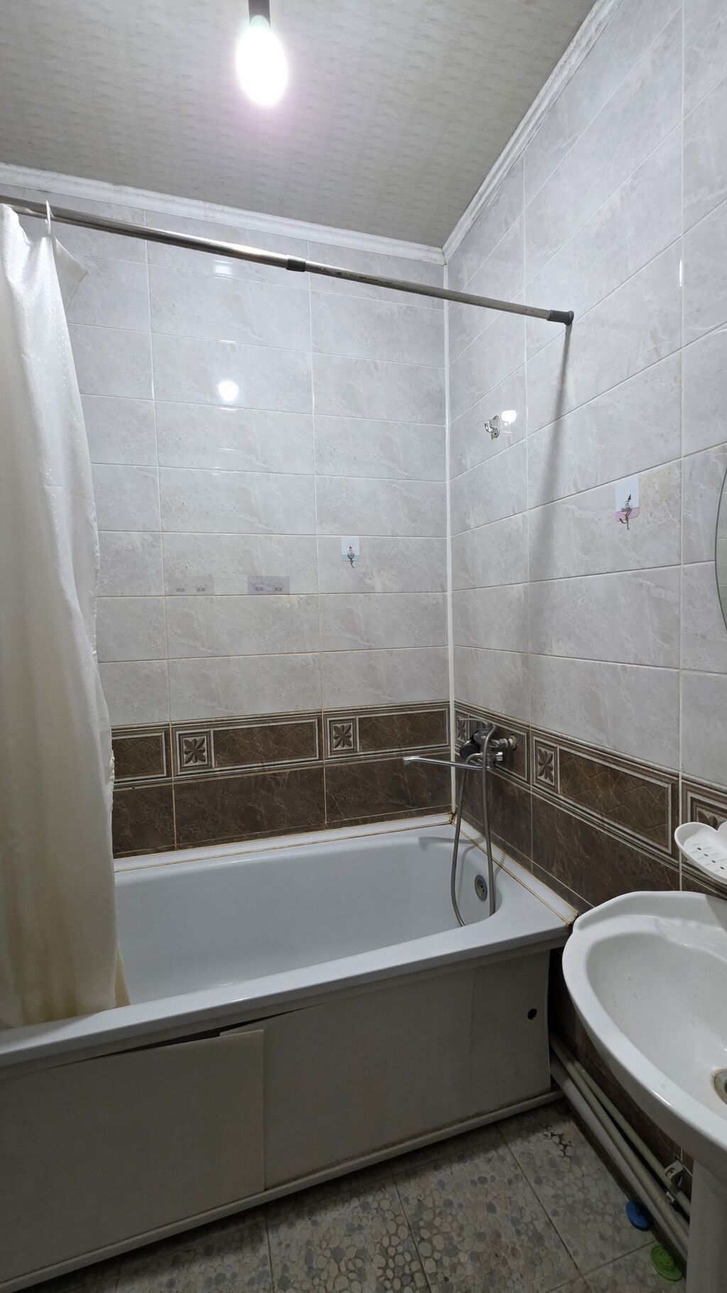 2 комнаты, 55 м², Аламедин-1 мкр 106 серия, 2 этаж, Косметический ремонт: фото 5