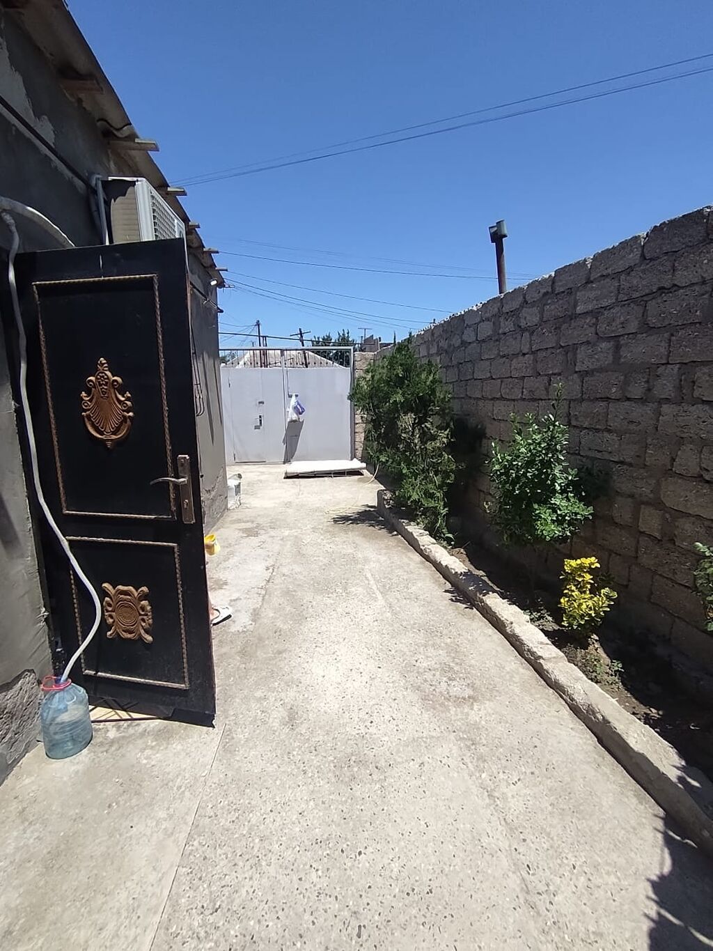 Satılır: həyət evi Zabratda Təcili Həyət Evi TƏCİLİ SATILIR!