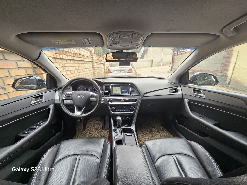 Hyundai Sonata: 2017 г., 2 л, Автомат, Бензин, Седан: фото 2