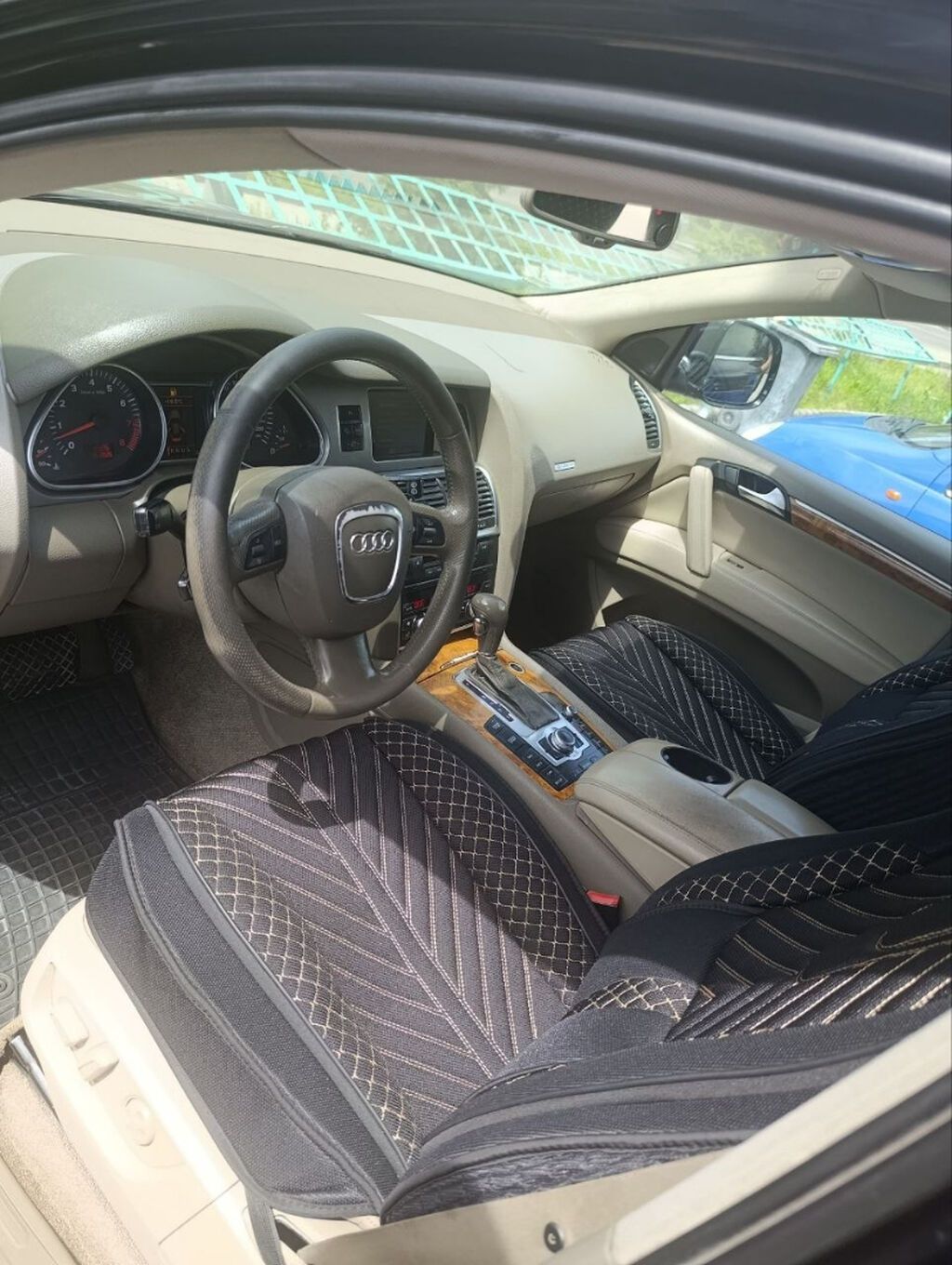 Audi Q7: 2006 г., 4.2 л, Автомат, Бензин, Внедорожник: фото 2