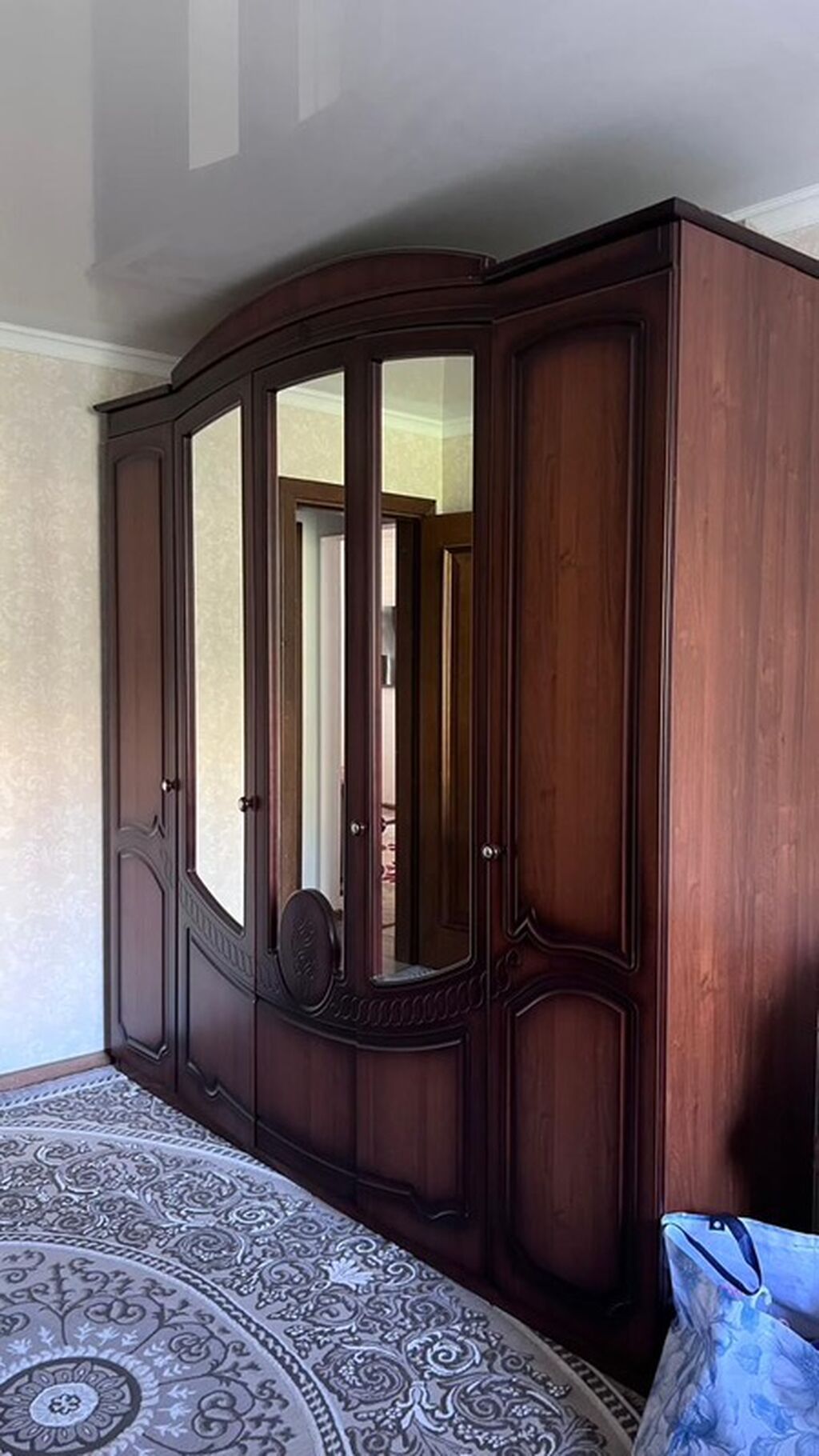 Спальный гарнитур, Б/у, Двуспальная кровать, Шкаф, Комод, МДФ, Самовывоз, цвет - Коричневый: фото 4