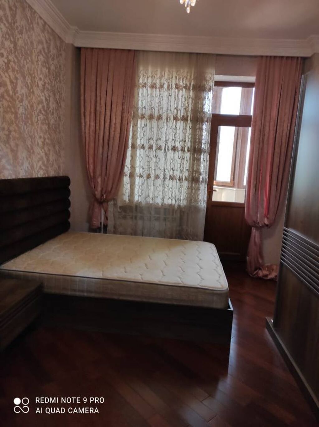 3 otaqlı, Yeni tikili, m. İnşaatçılar, 124 kv. m