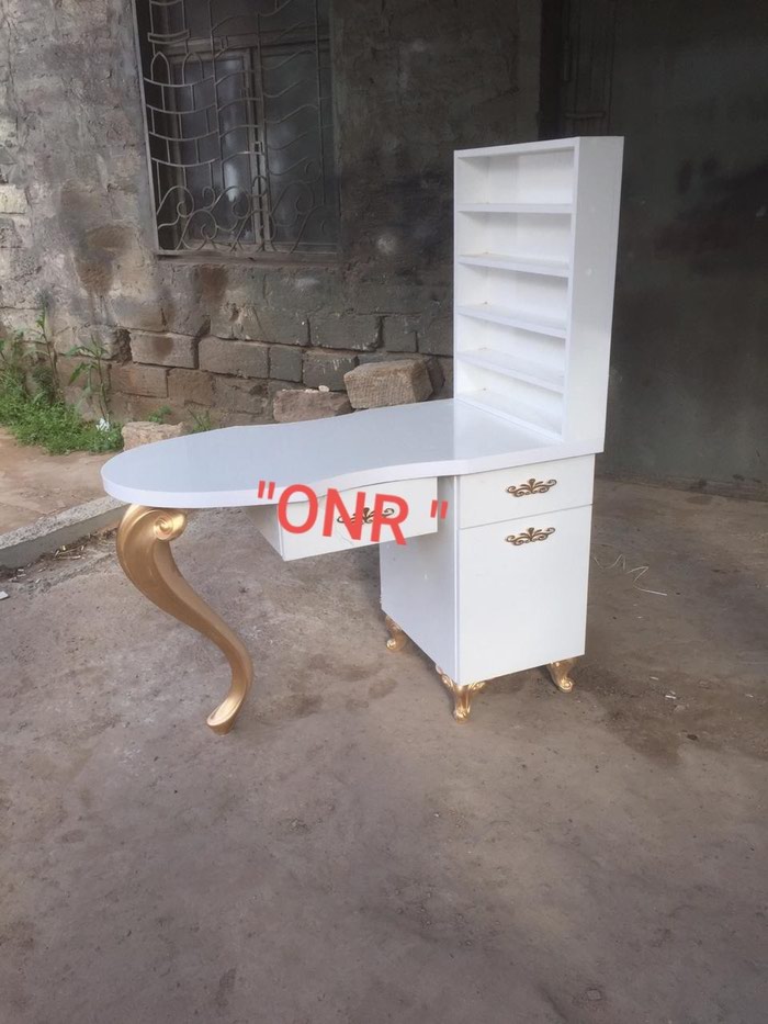 Sifarişlə mebel: Maniku masası - lalafo.az Bakı şəhərində Maniku masası