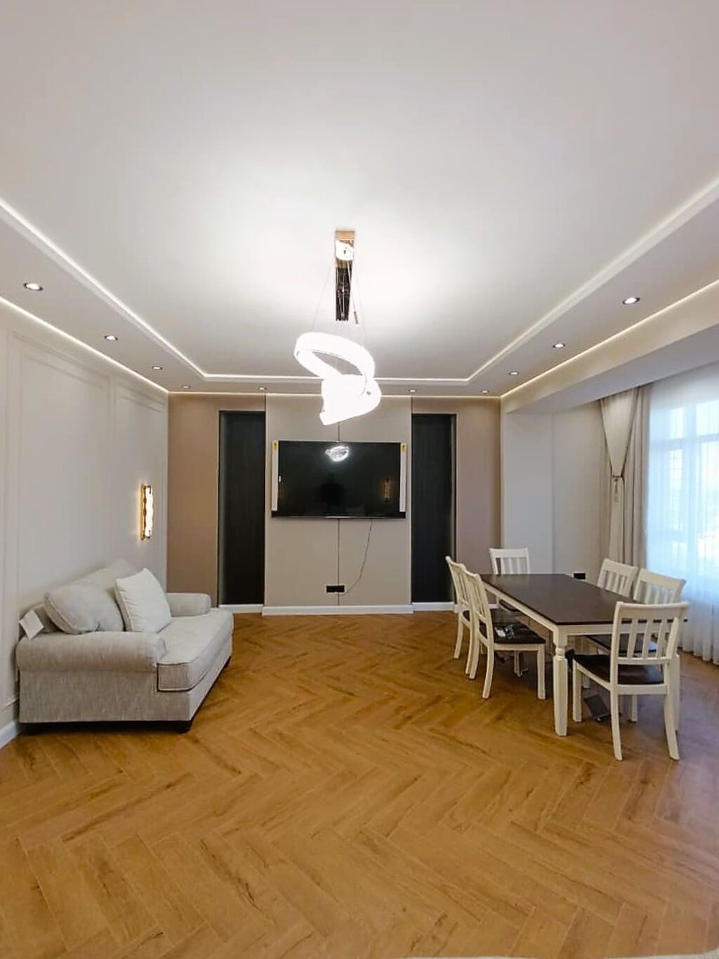 3 комнаты, 118 м², КНУ Элитка, 9 этаж, Евроремонт: фото 2