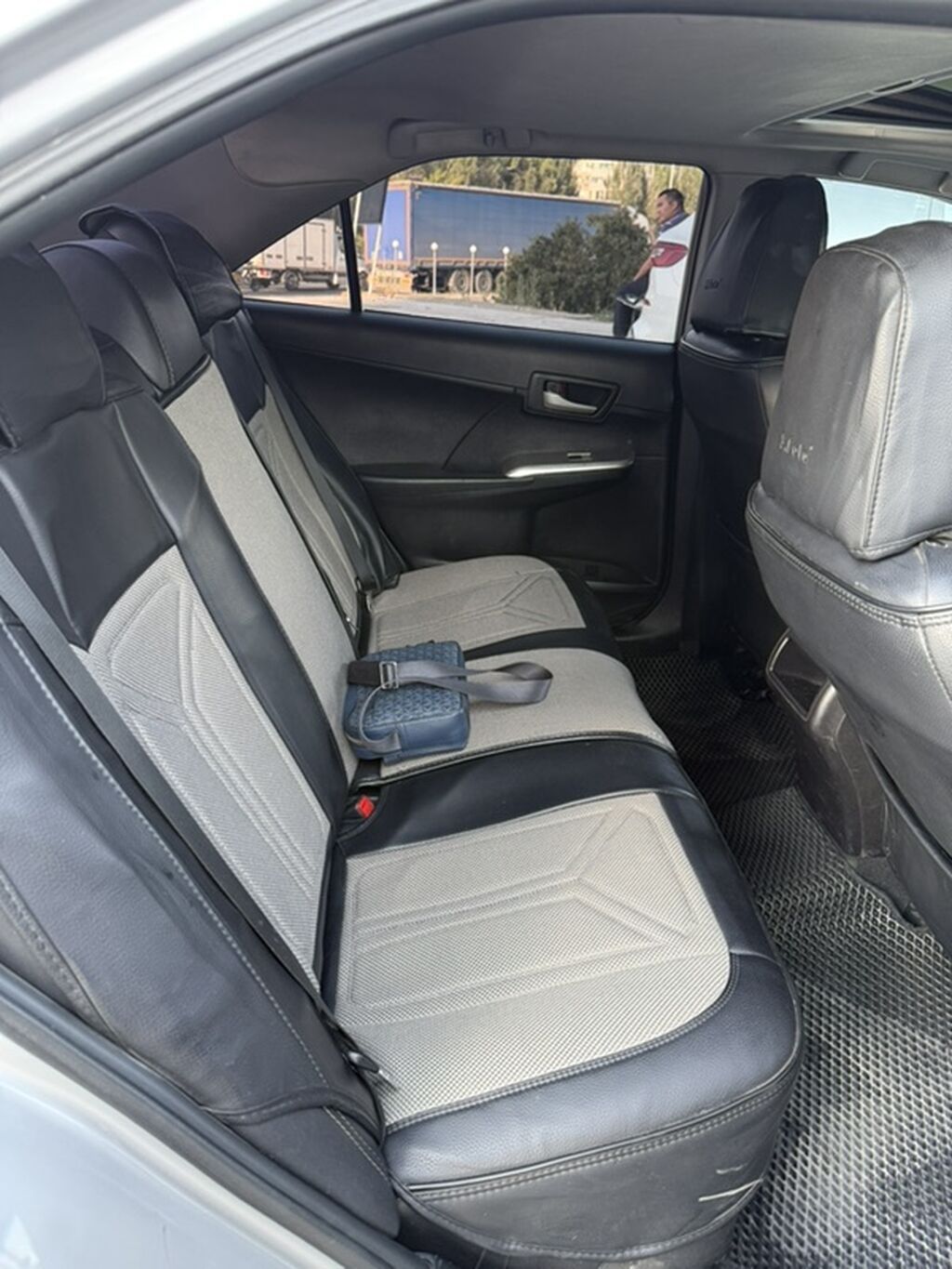 Toyota Camry: 2014 г., 2.5 л, Автомат, Бензин, Седан: фото 7