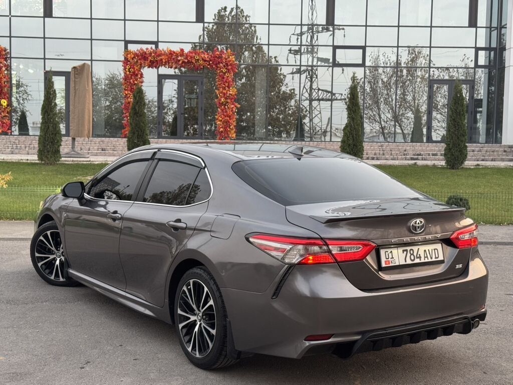 Toyota Camry: 2019 г., 2.5 л, Автомат, Бензин, Седан: фото 5