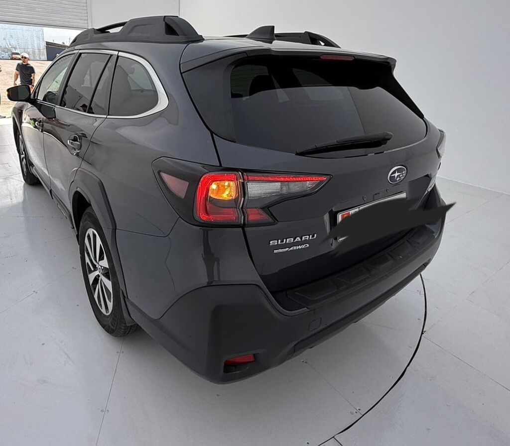 Subaru Outback: 2023 г., 2.5 л, Вариатор, Бензин, Универсал: фото 2